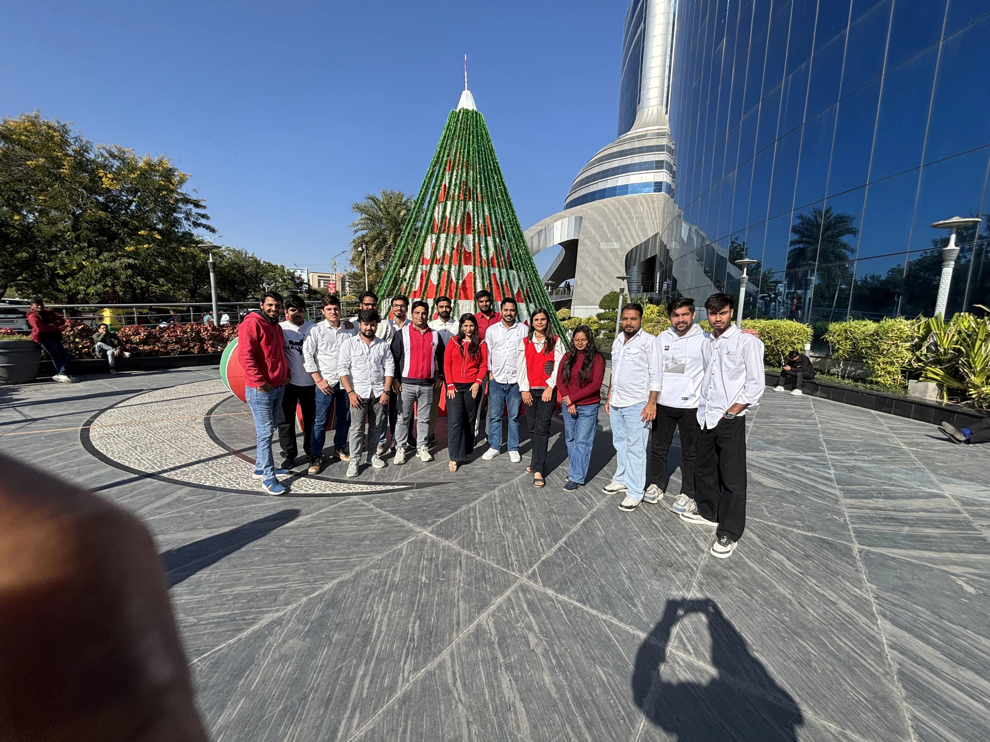 Life at Kuchoriya TechSoft /images/career/Image0007.webp