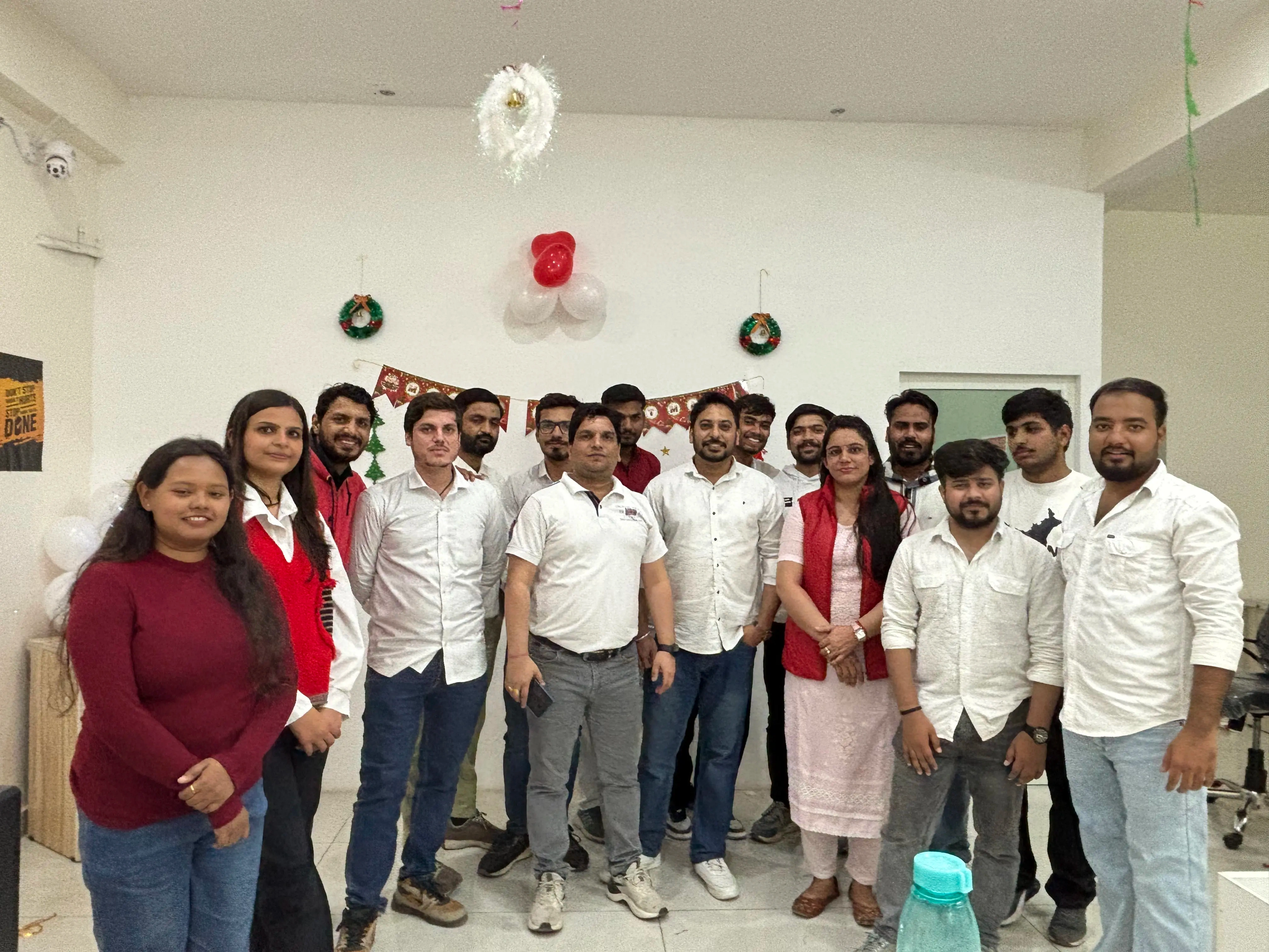 Life at Kuchoriya TechSoft /images/career/Image0010.webp