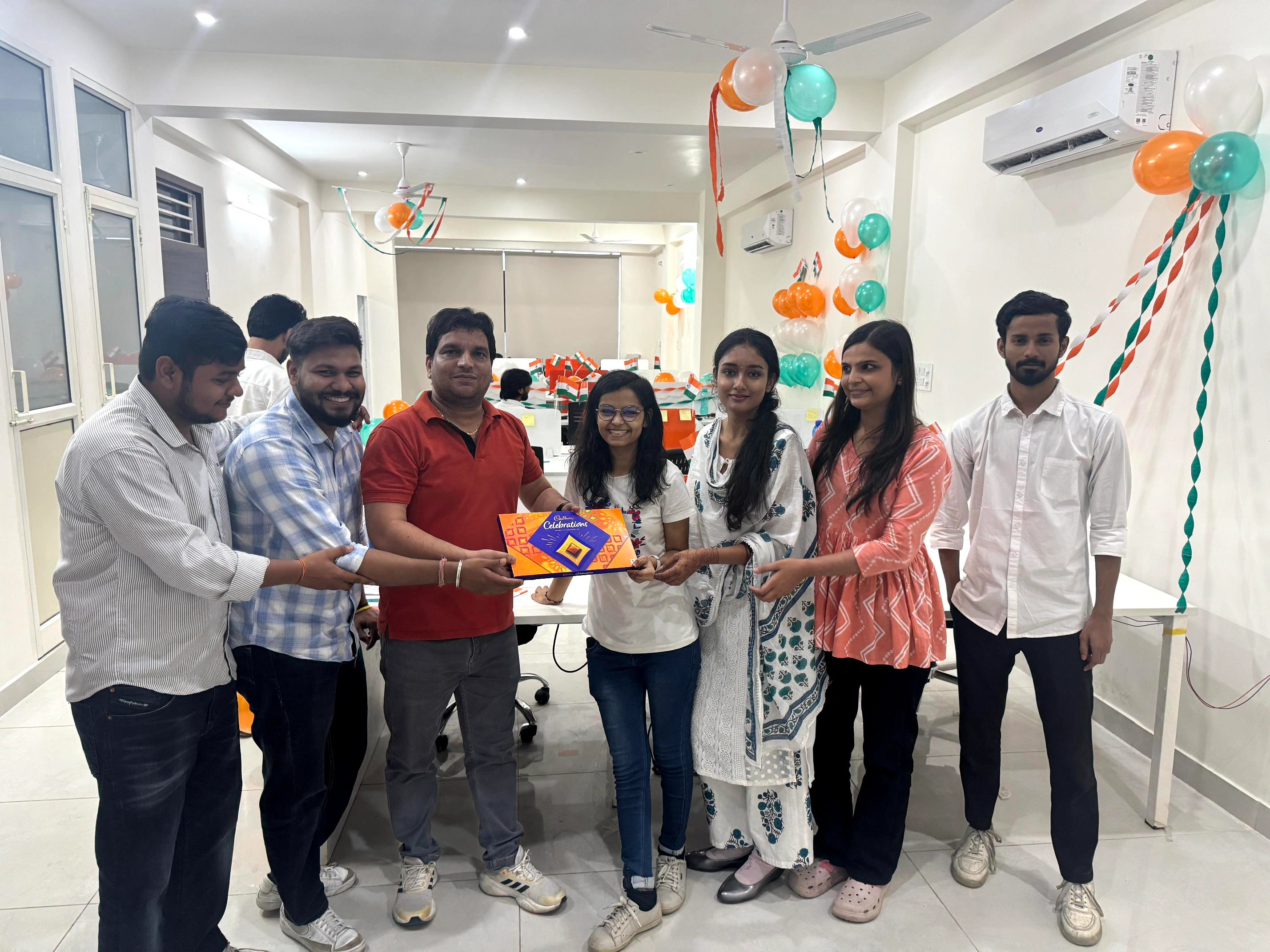 Life at Kuchoriya TechSoft /images/career/Image18.webp