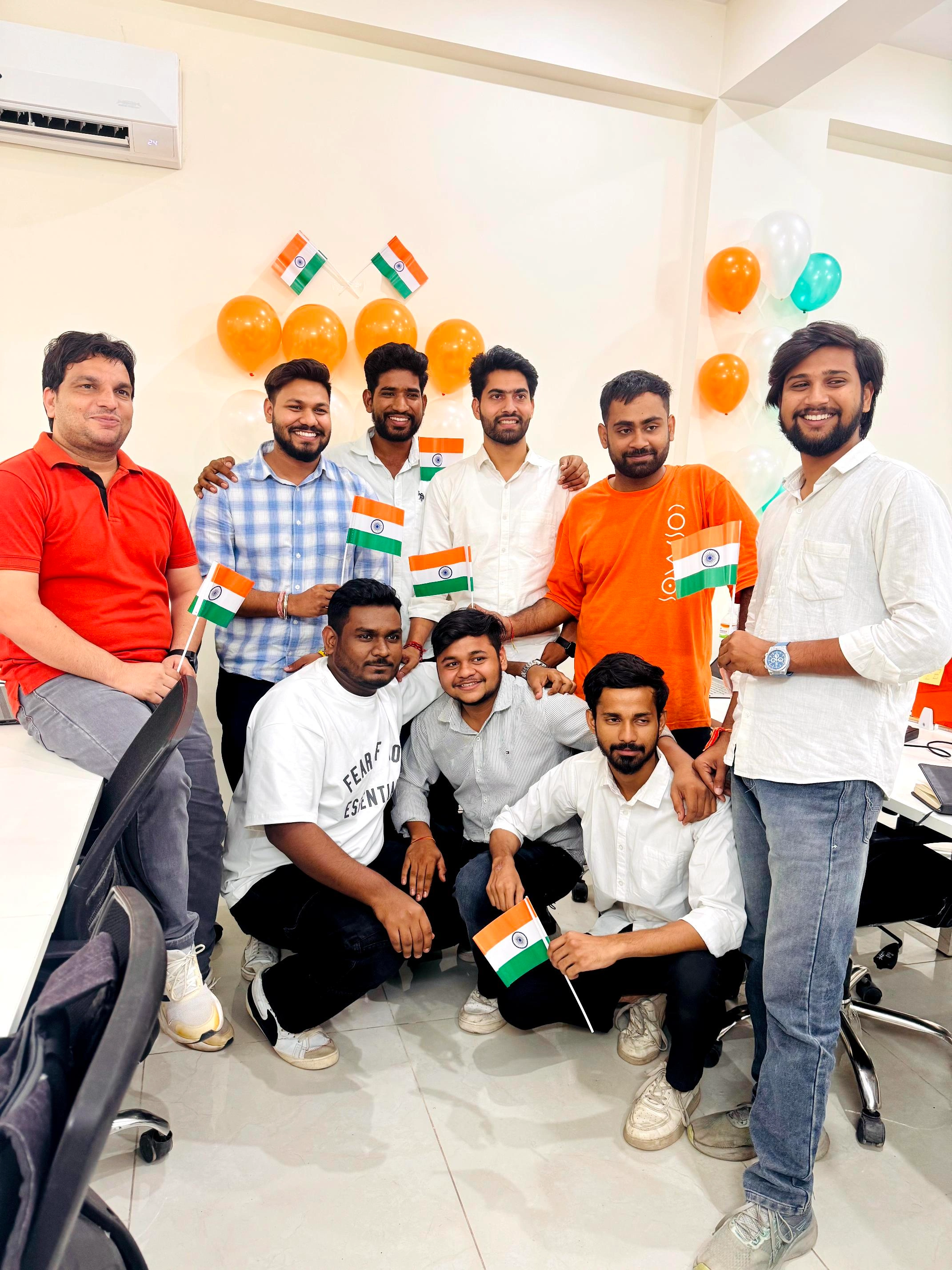 Life at Kuchoriya TechSoft /images/career/Image23.webp