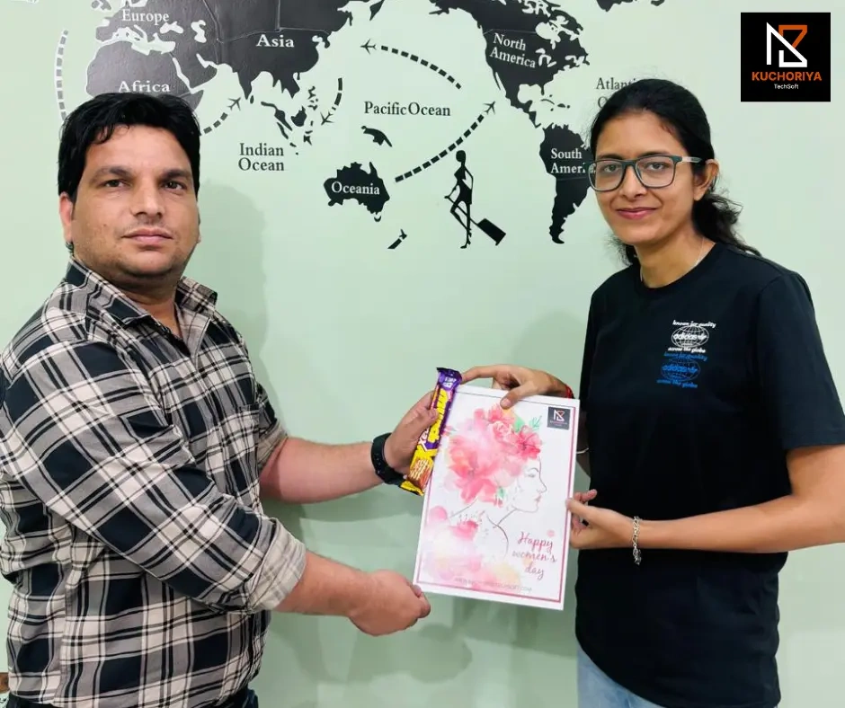 Life at Kuchoriya TechSoft /images/career/Image74.webp