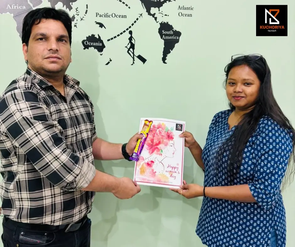 Life at Kuchoriya TechSoft /images/career/Image76.webp